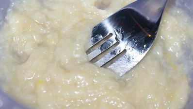 зимний суп с шиитаке, запеченным чесноком и лапшой