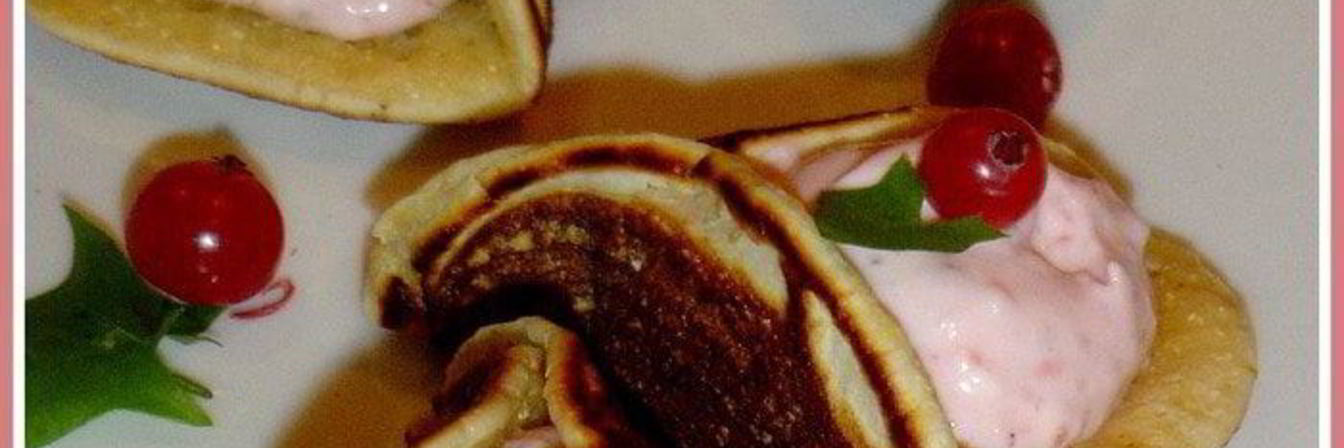 Блинчики арабские с творожно-клубничной начинкой