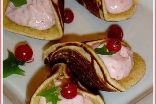 Блинчики арабские с творожно-клубничной начинкой