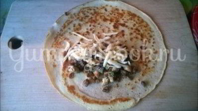 блинчики с курицей и грибами