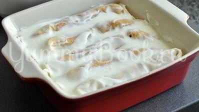 блинчики с творогом, запеченные в сметане