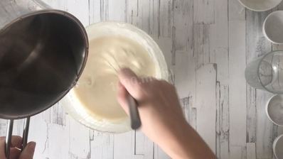 блины на кислом молоке с дырочками