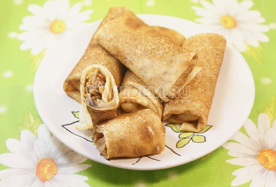 Блины с капустой и грибами