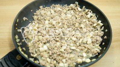 блины с мясом и грибами