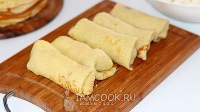 блины с творогом в сметанно-маковой заливке