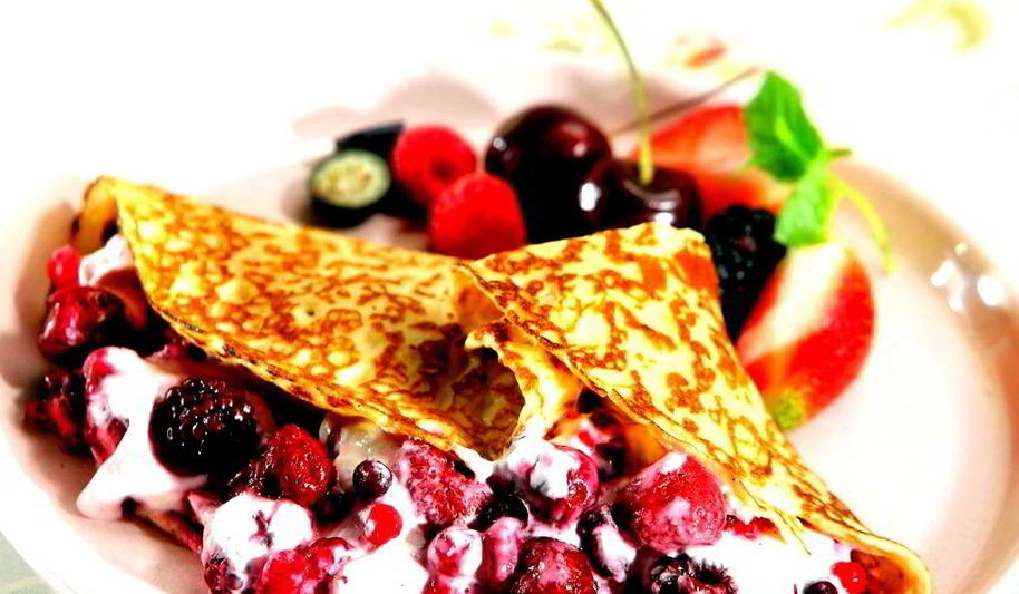 Рецепт блинов с ягодной начинкой