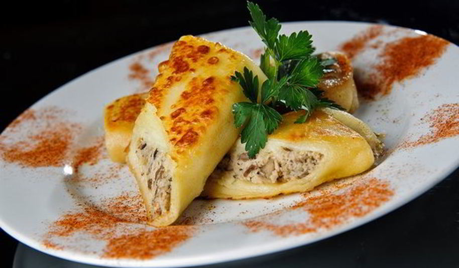 Рецепт домашних блинчиков с грибами и курицей