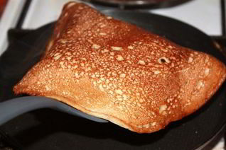 Картофельные блинчики с кервельным соусом