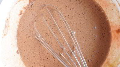 шоколадно-апельсиновые блины с фисташками