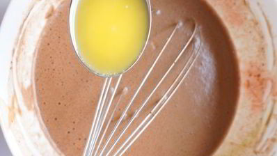 шоколадно-апельсиновые блины с фисташками