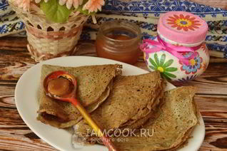 Тонкие блины с дырочками на сметане