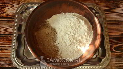 тонкие блины с дырочками на сметане