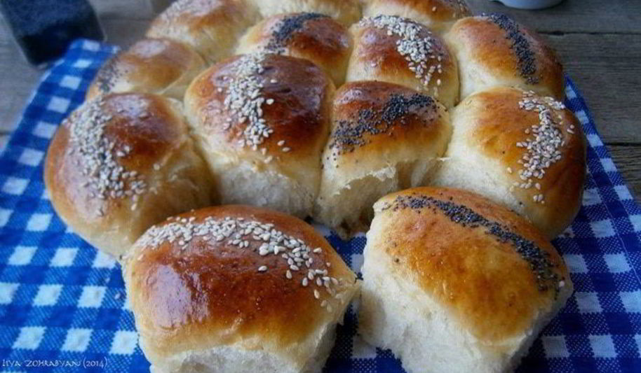 Рецепт булочек из волшебного теста с сыром