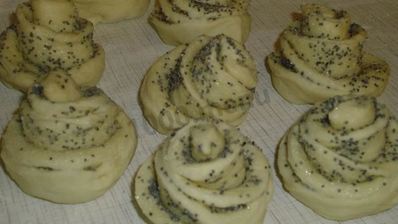 булочки розочки с маком