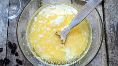 булочки с изюмом и сгущенкой