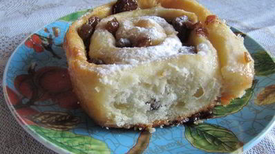 булочки с изюмом