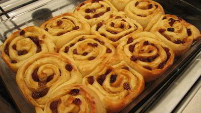 булочки с изюмом