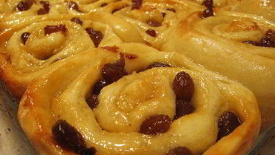 булочки с изюмом