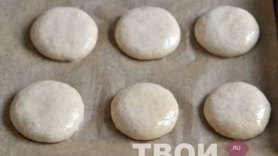 булочки с кунжутом