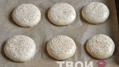булочки с кунжутом