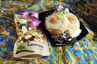 Булочки с орехами и корицей по мотивам Синнабон