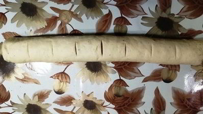 булочки с орехами и корицей по мотивам синнабон