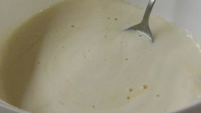 булочки с шоколадом, орехами и посыпкой