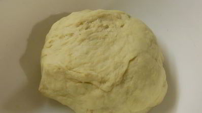 булочки с шоколадом, орехами и посыпкой