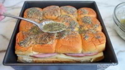 булочки с сыром и ветчиной