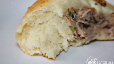 булочки-сердечки с тунцом