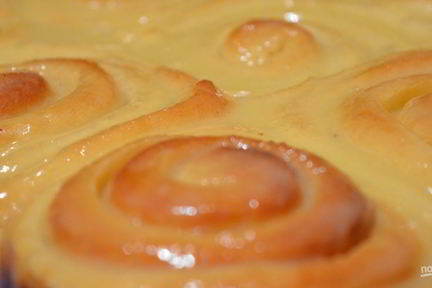 Булочки со сгущенкой