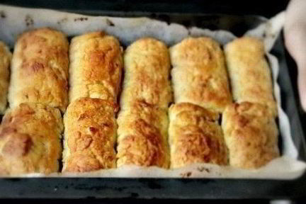 Домашние булочки с шоколадной начинкой