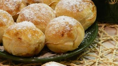 фруктовые булочки из слоеного теста