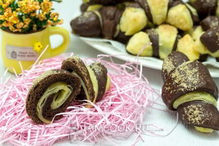 Круассаны из слоеного и дрожжевого теста