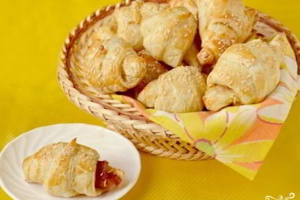 Круассаны с сыром и ветчиной