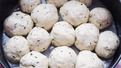 постные капустные булочки