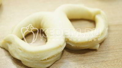 сдобные булочки из дрожжевого теста