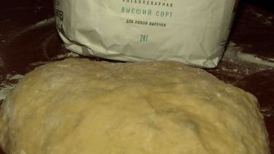 сдобные булочки с изюмом