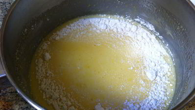 ватрушки из слоеного теста с заварным кремом