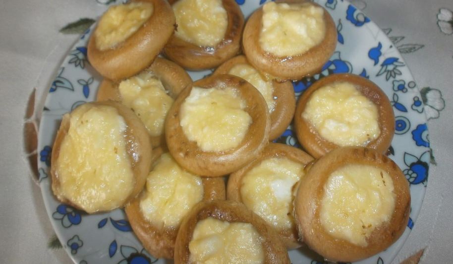 Рецепт ватрушек из сушек с творогом