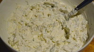 ватрушки с копченым сыром и укропом из дрожжевого теста