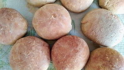 закусочные булочки с отрубями и горчицей