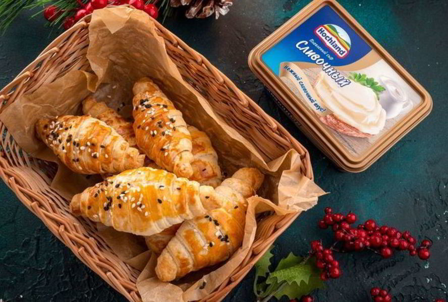 Закусочные мини-круассаны с красной рыбой