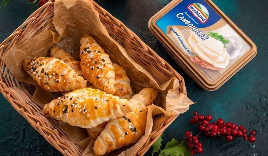 Рецепт закусочных мини-круассанов с красной рыбой