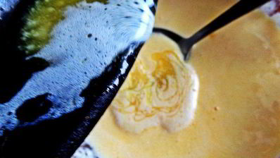 заливная ватрушка с бананами