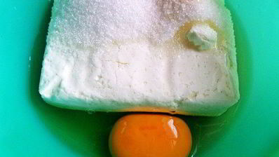 заливная ватрушка с бананами