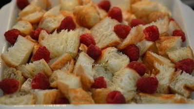 завтрак с круассанами