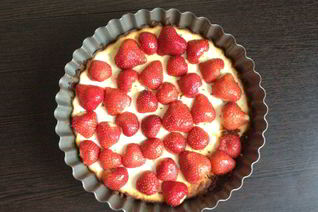 Чизкейк с рикоттой и свежей клубникой