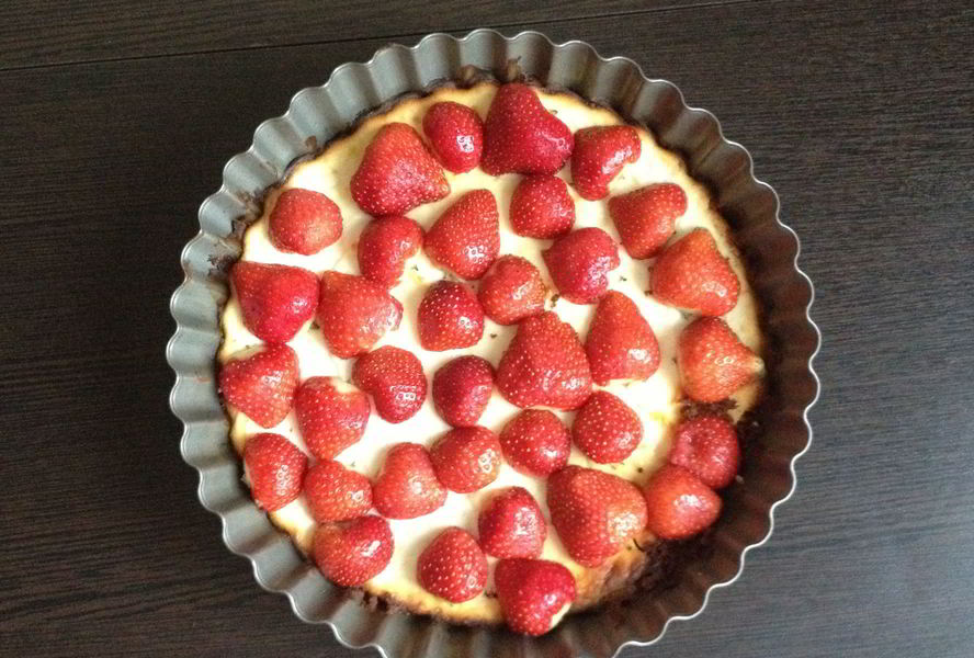 Чизкейк с рикоттой и свежей клубникой