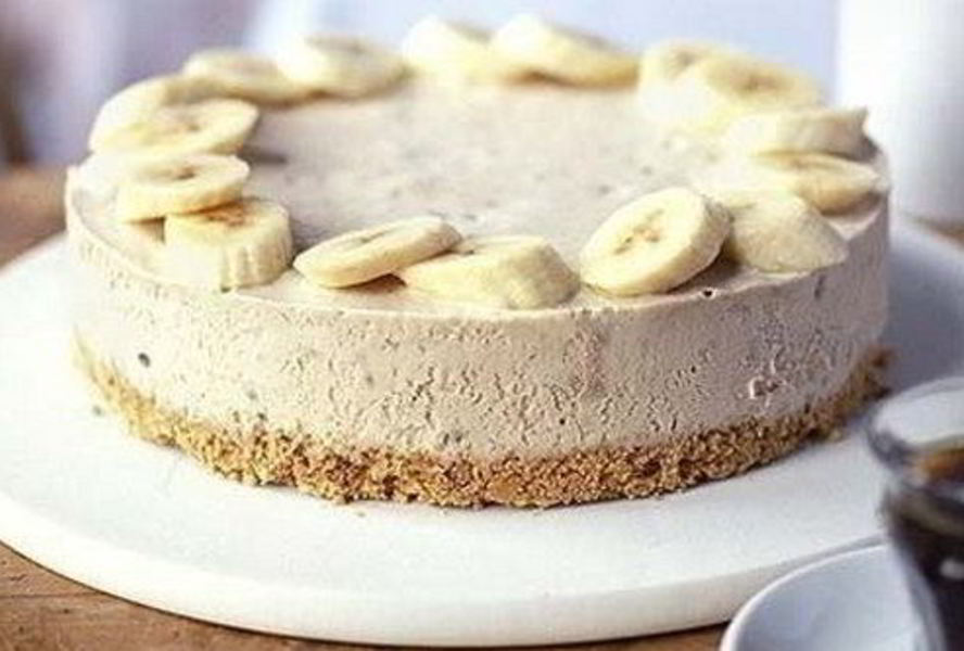 Легкий банановый чизкейк с творогом